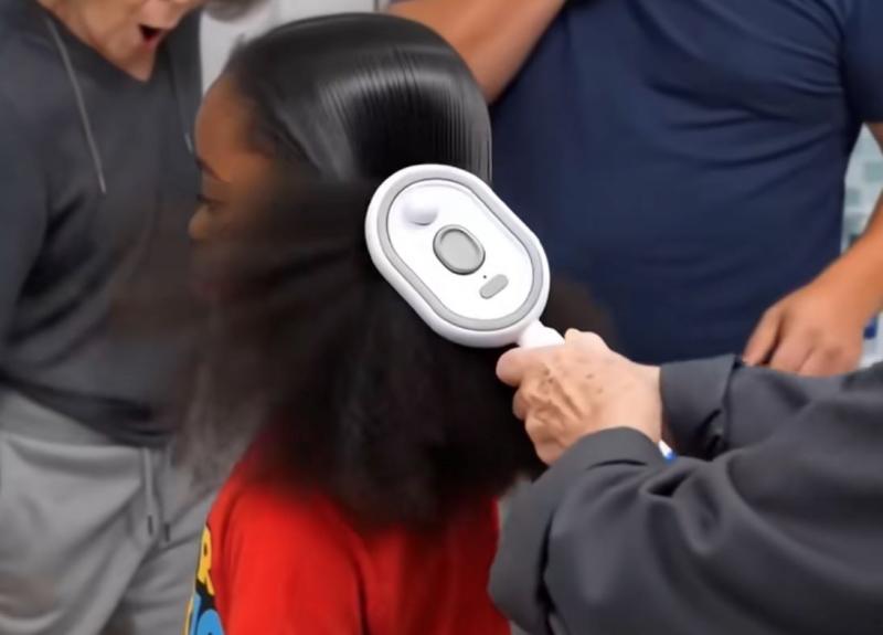 https://whitelabel-manager-production.ams3.digitaloceanspaces.com/thumbs/screenshot-from-a-viral-tiktok-video-falsely-advertising-a-3-in-1-electric-air-cushion-massage-comb-with-mist-spray-showing-m-67b89.jpg_800x.jpg